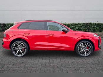 Used Audi Q3 2025 for sale - 77177295: Photo