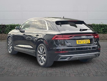 Used Audi Q8 2023 for sale - 76458568: Photo