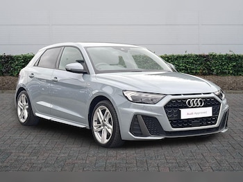 Used Audi A1 2023 for sale - 77725155: Photo