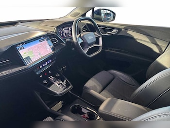 Used Audi Q4 e-tron 2022 for sale - 76609260: Photo