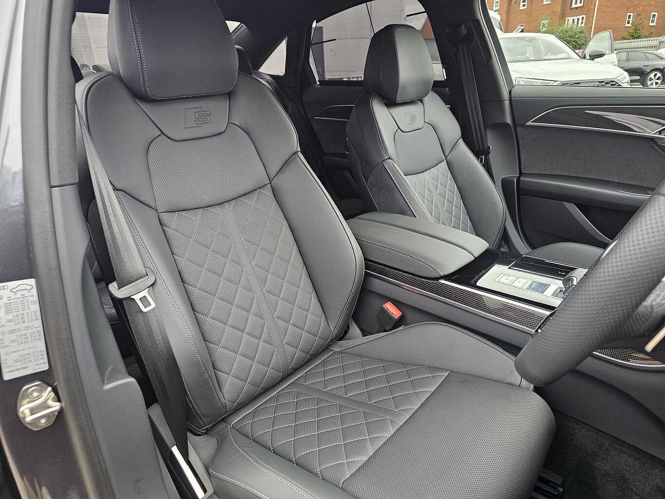 Used Audi A8 2025 for sale - 76111011: Photo 17
