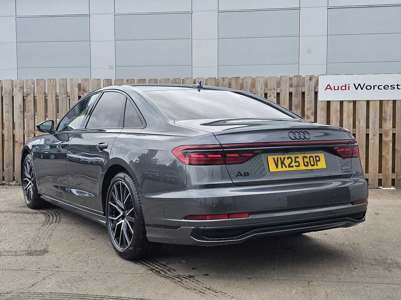 Used Audi A8 2025 for sale - 76111011: Photo 6