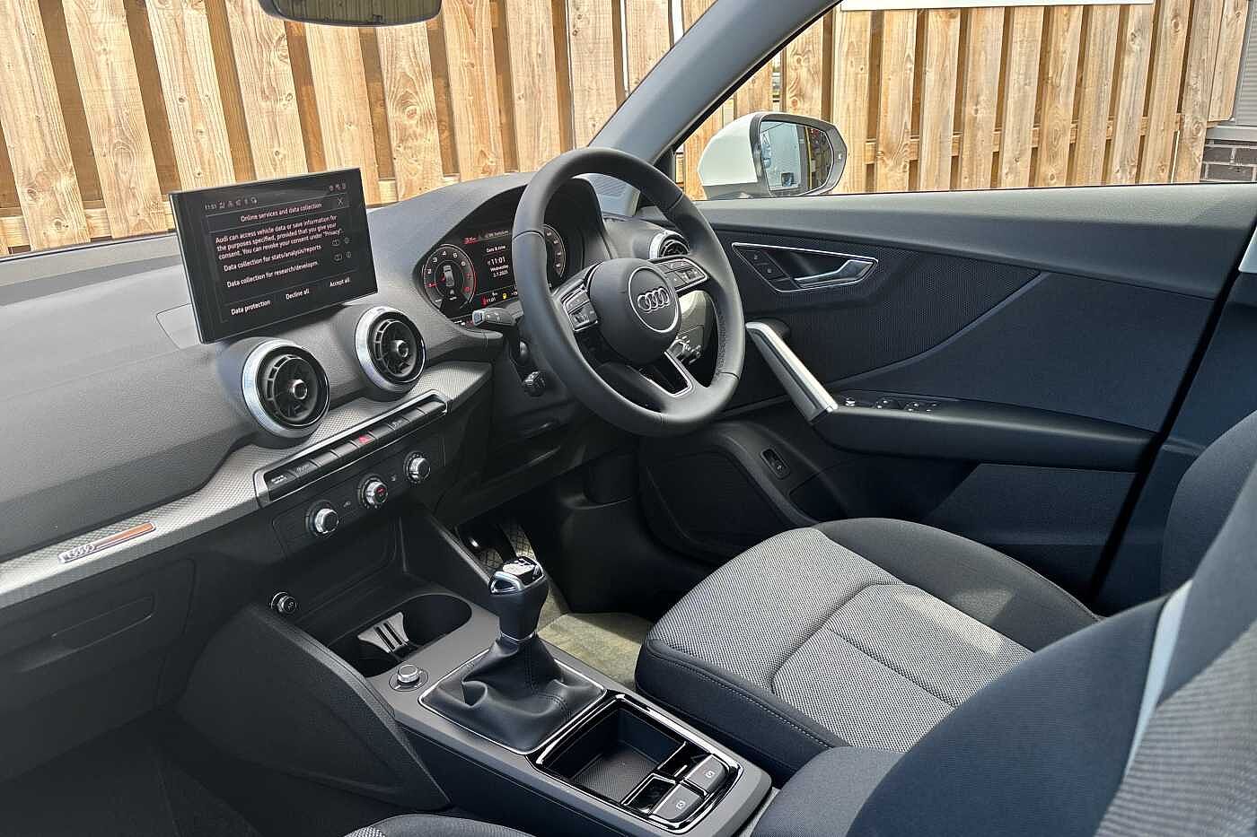 Used Audi Q2 2025 for sale - 76111022: Photo 2