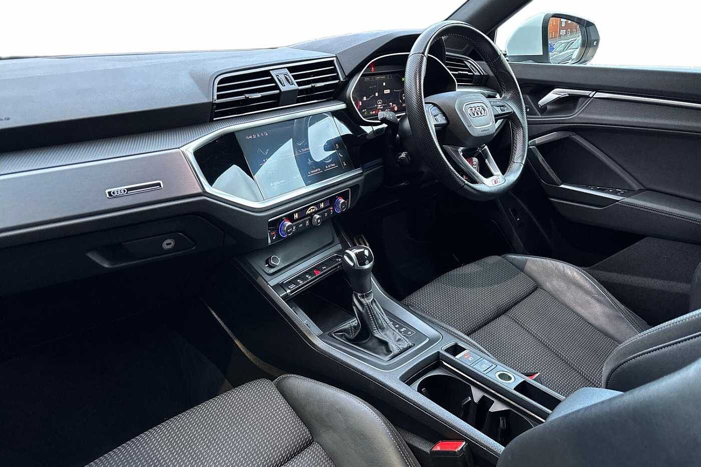 Used Audi Q3 2021 for sale - 77575929: Photo 2