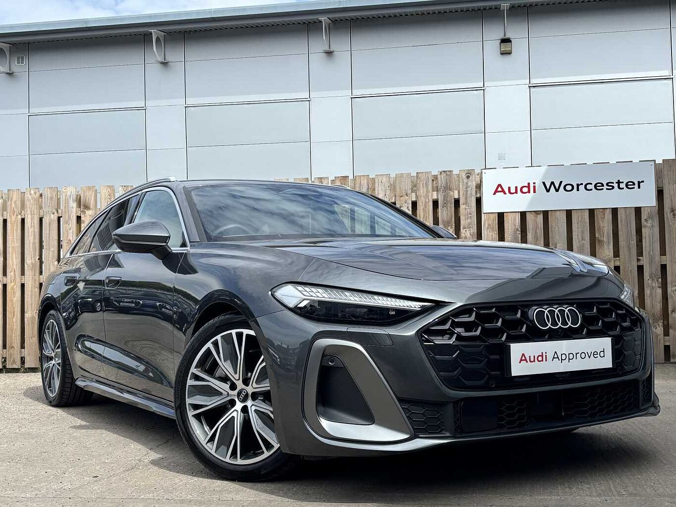 Used Audi A5 2025 for sale - 76110609: Photo 1
