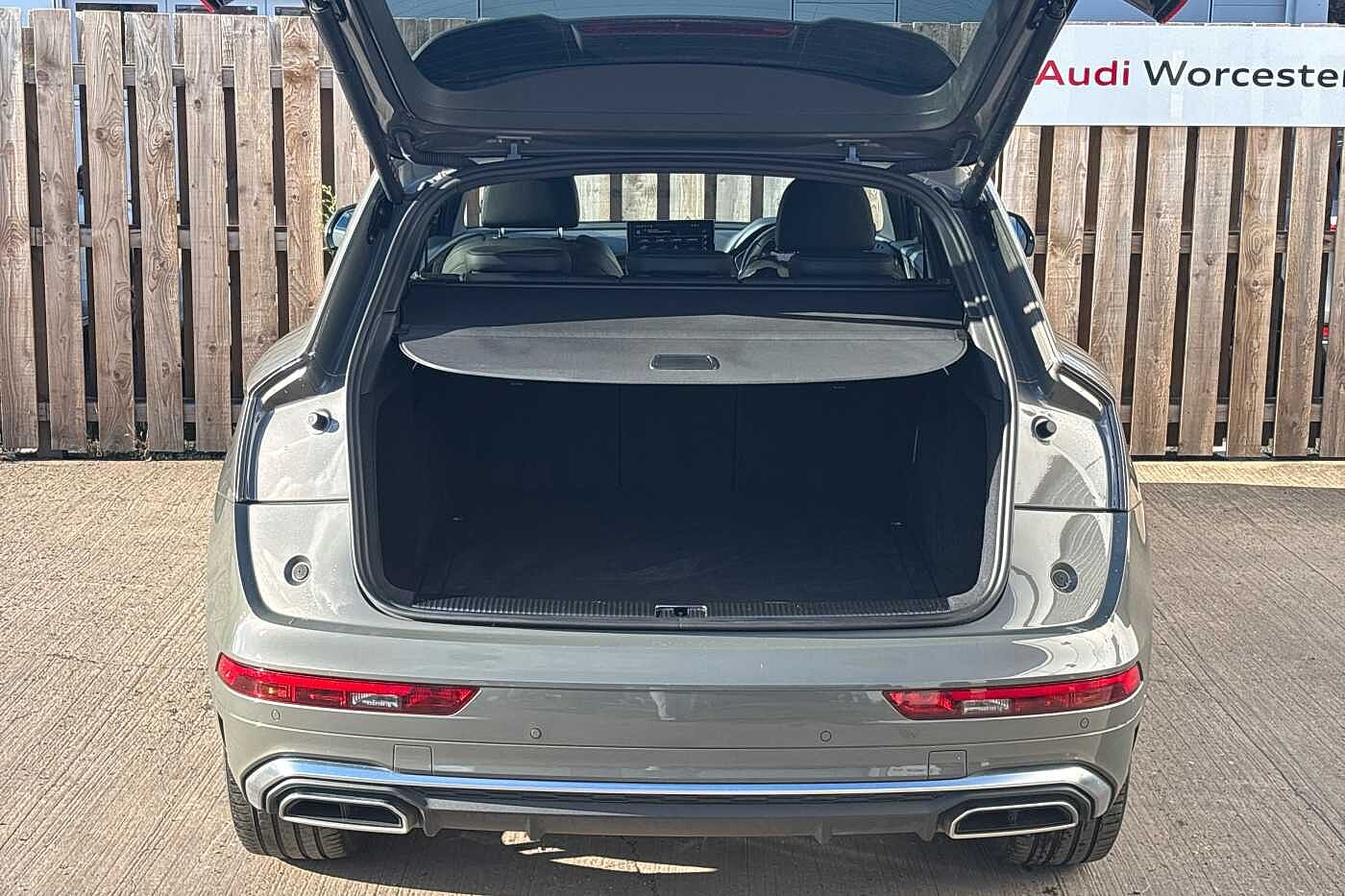 Used Audi Q5 2023 for sale - 76111405: Photo 12