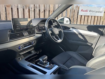 Used Audi Q5 2023 for sale - 76111405: Photo