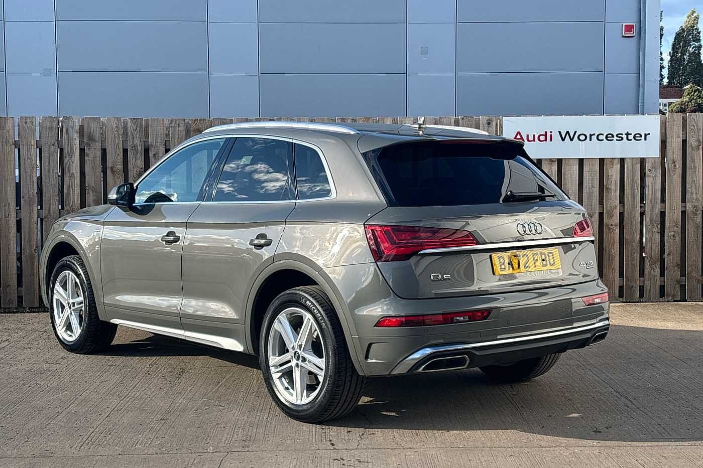 Used Audi Q5 2023 for sale - 76111405: Photo 3
