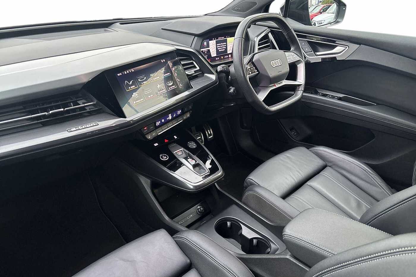 Used Audi Q4 e-tron 2021 for sale - 77725149: Photo 2