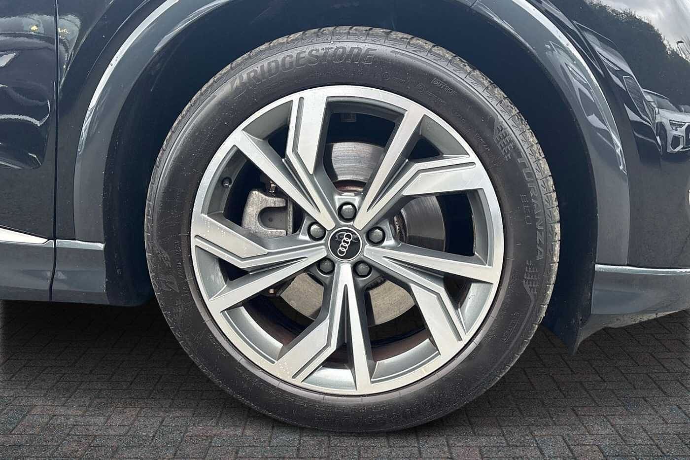 Used Audi Q4 e-tron 2021 for sale - 77725149: Photo 5