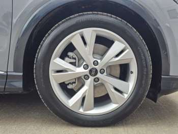 Used Audi Q4 e-tron 2025 for sale - 75104055: Photo