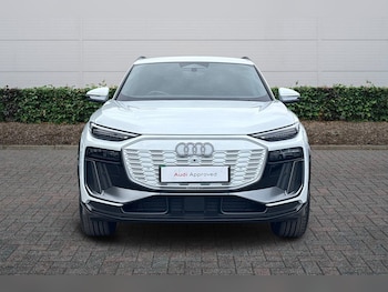 Used Audi Q6 e-tron 2026 for sale - 79427390: Photo