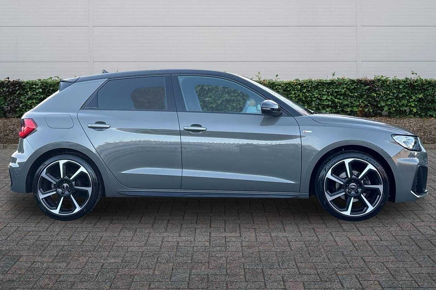 Used Audi A1 2023 for sale - 77177605: Photo 4