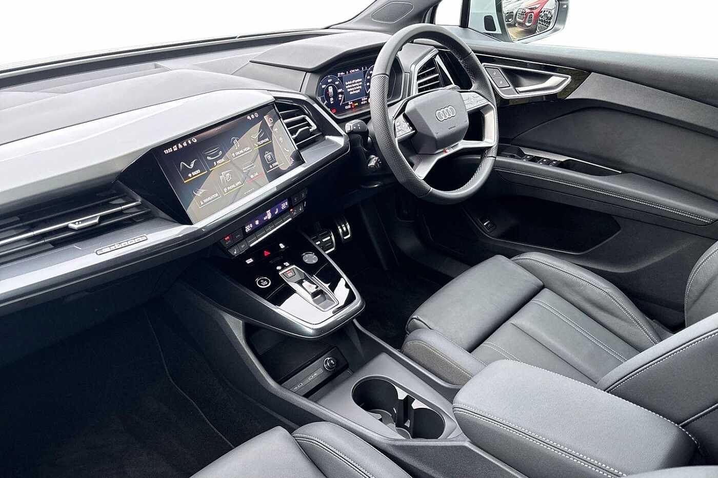 Used Audi Q4 e-tron 2025 for sale - 77177456: Photo 2