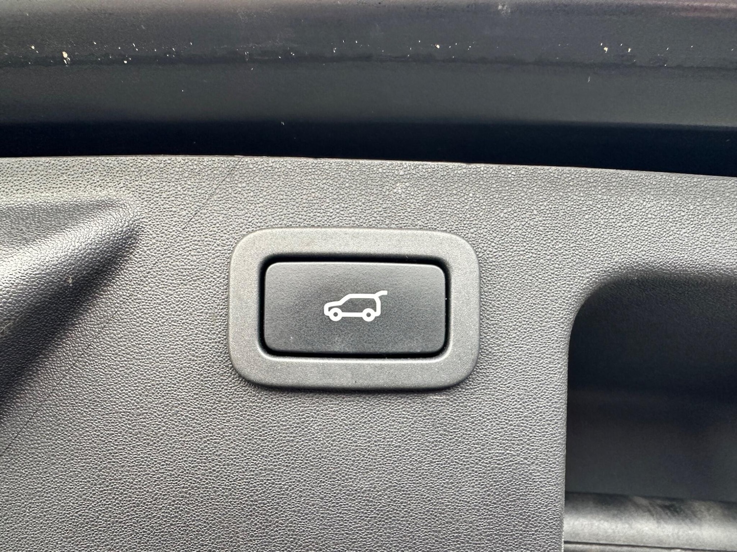 Used Land Rover Discovery Sport 2015 for sale - 77387460: Photo 10