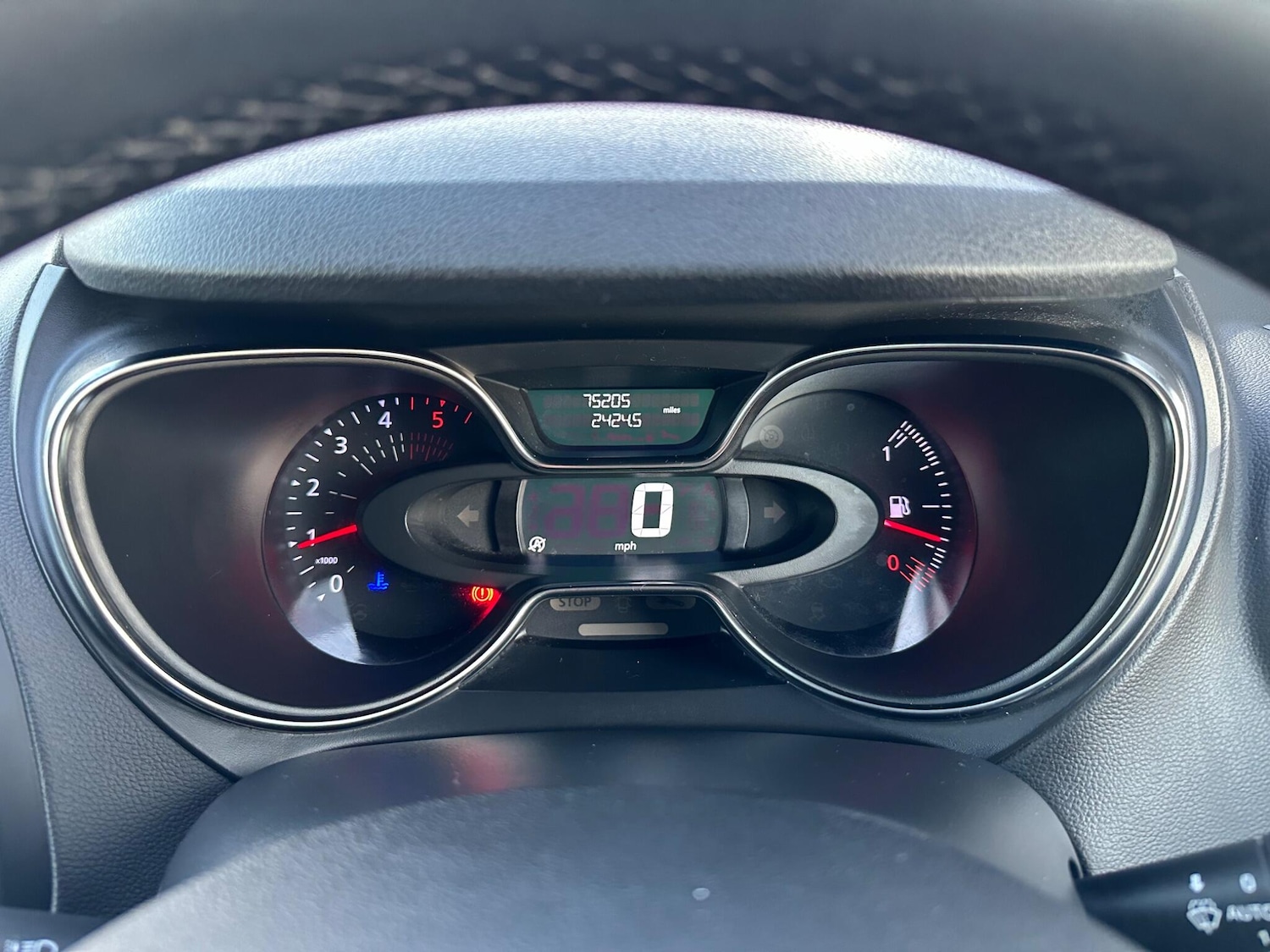 Used Renault Captur 2018 for sale - 76765877: Photo 26