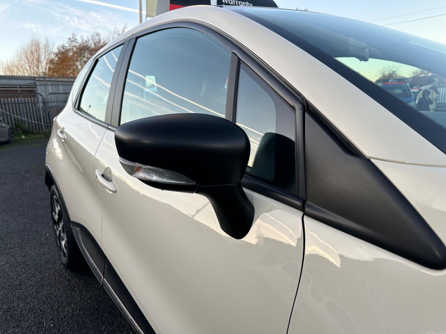 Used Renault Captur 2018 for sale - 76765877: Photo 27