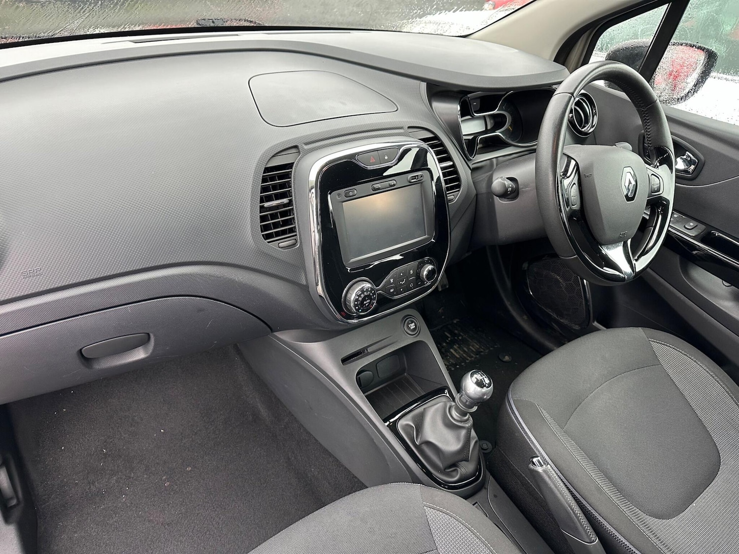 Used Renault Captur 2015 for sale - 77696243: Photo 3