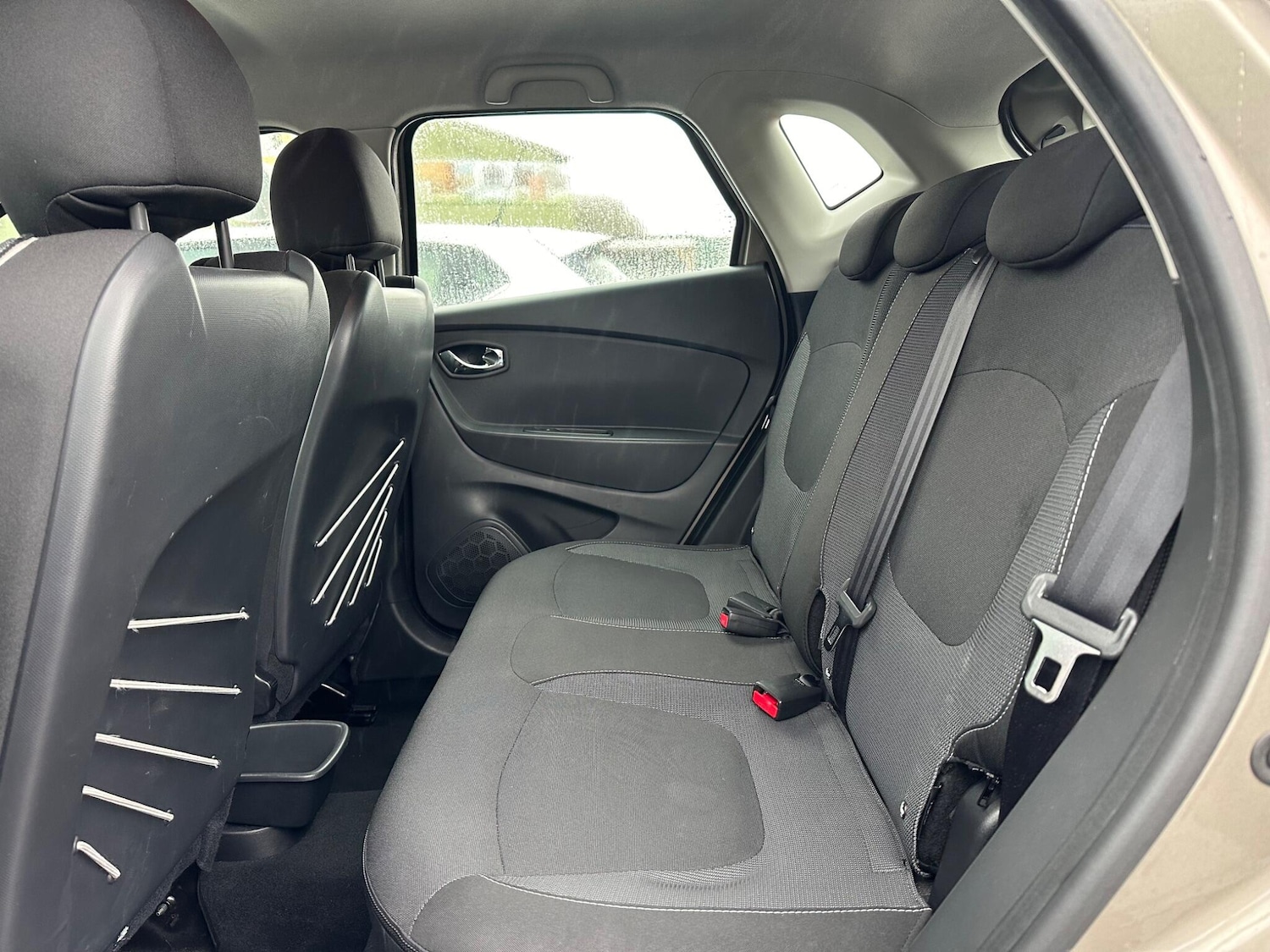 Used Renault Captur 2015 for sale - 77696243: Photo 7