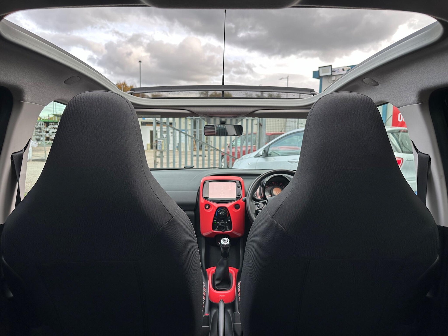 Used Citroen C1 2018 for sale - 76349256: Photo 40