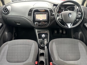 Used Renault Captur 2016 for sale - 76348731: Photo