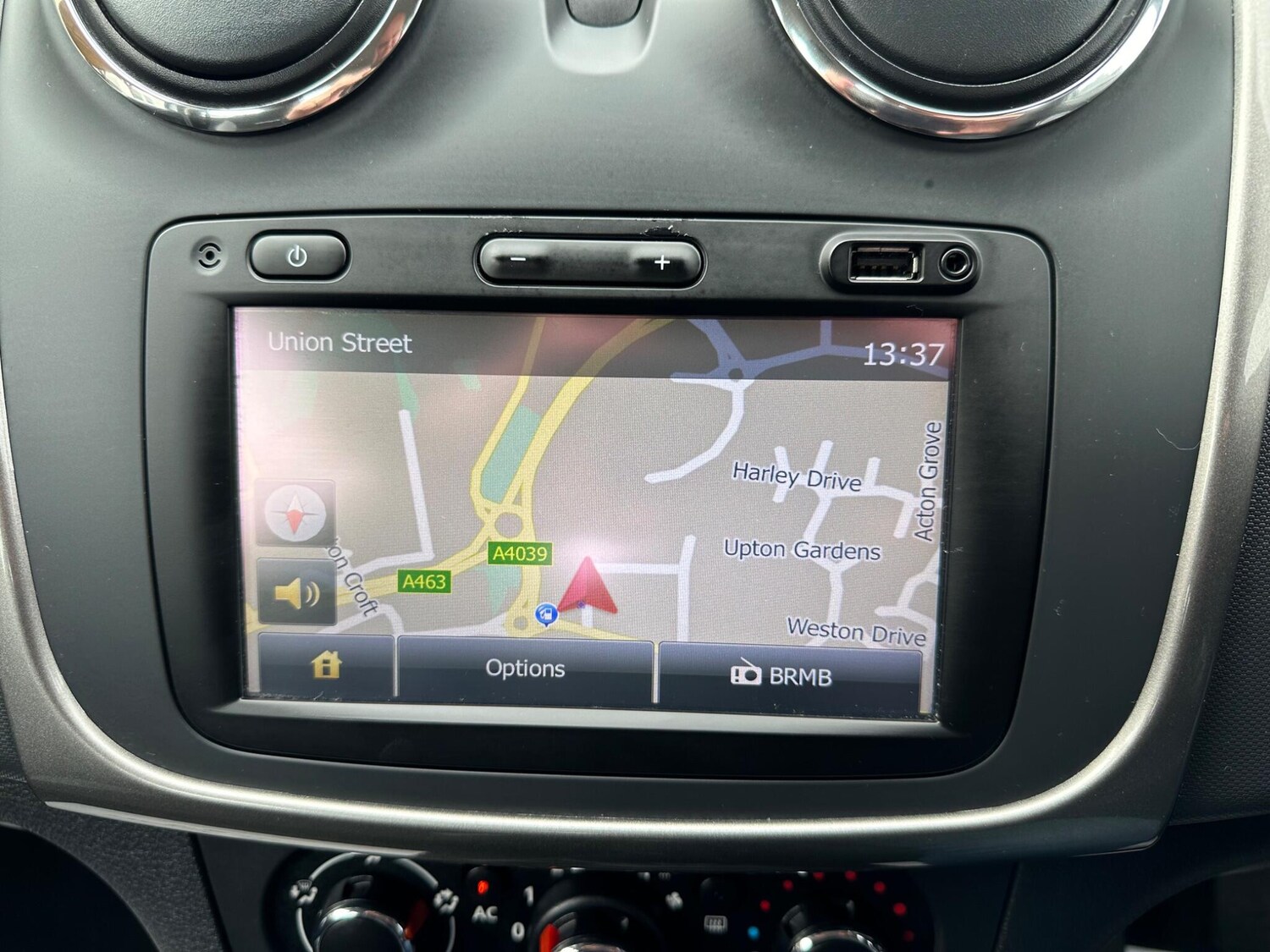 Used Dacia Sandero Stepway 2014 for sale - 76215306: Photo 22