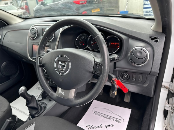 Used Dacia Sandero Stepway 2014 for sale - 76215306: Photo 28