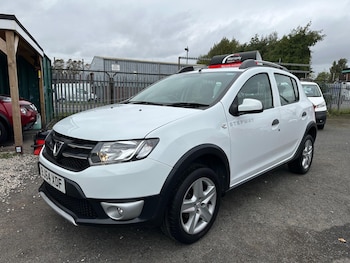 Used Dacia Sandero Stepway 2014 for sale - 76215306: Photo 3