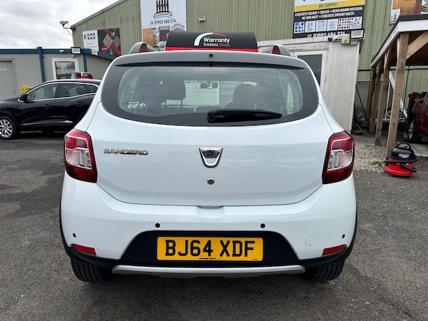 Used Dacia Sandero Stepway 2014 for sale - 76215306: Photo 6