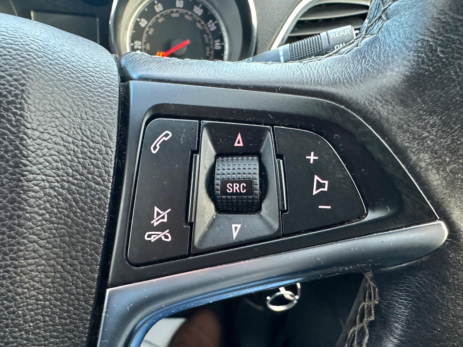 Used Vauxhall Mokka 2016 for sale - 77358630: Photo 17