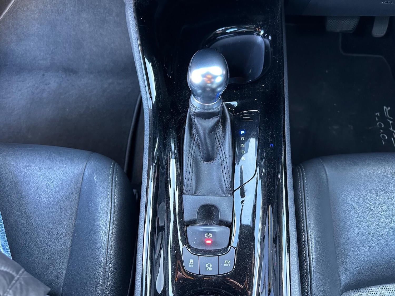 Used Toyota C-HR 2018 for sale - 76866116: Photo 11