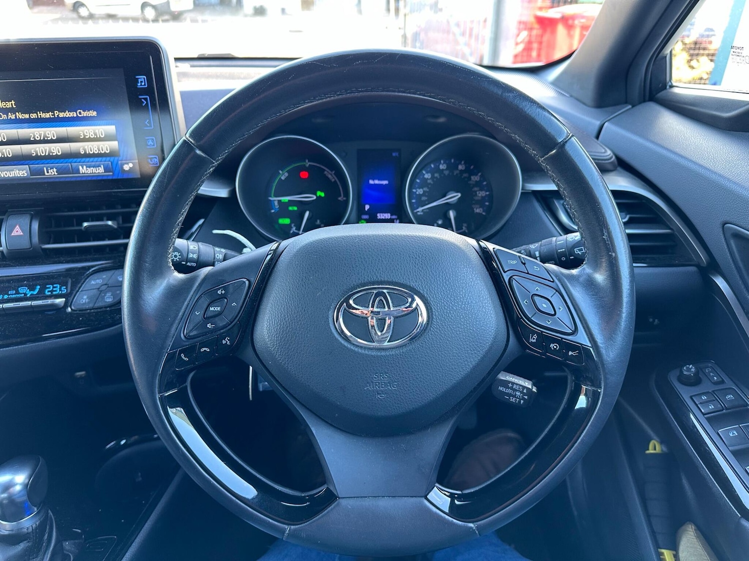 Used Toyota C-HR 2018 for sale - 76866116: Photo 27