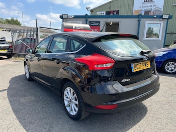 Used Ford Focus 2017 for sale - 79453180: Photo