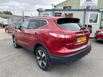 Used Nissan Qashqai 2016 for sale - 79831663: Photo