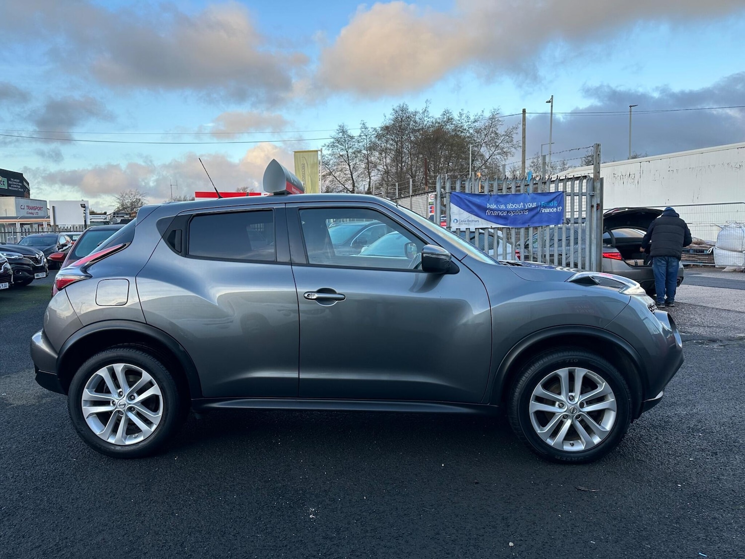 Used Nissan Juke 2014 for sale - 77016235: Photo 7