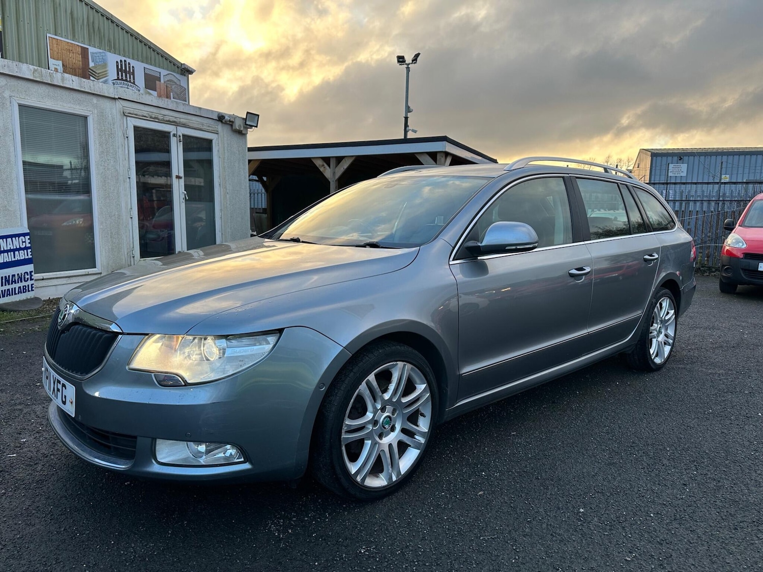 Used Skoda Superb for sale - 77439926: Photo 3