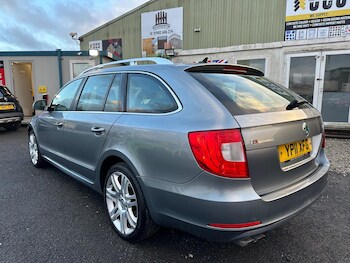 Used Skoda Superb 2011 for sale - 77439926: Photo