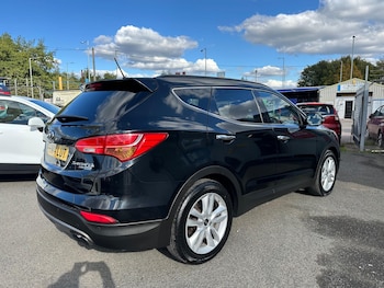 Used Hyundai Santa Fe 2014 for sale - 76042814: Photo