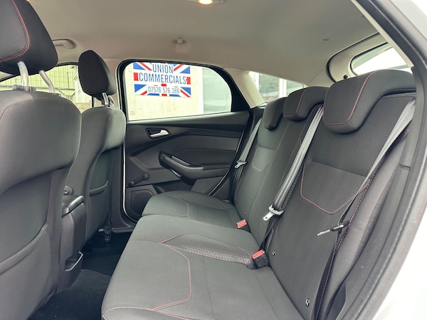 Used Ford Focus 2015 for sale - 76121982: Photo 21