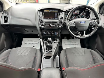 Used Ford Focus 2015 for sale - 76121982: Photo 3