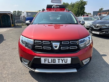 Used Dacia Sandero Stepway 2018 for sale - 79248481: Photo