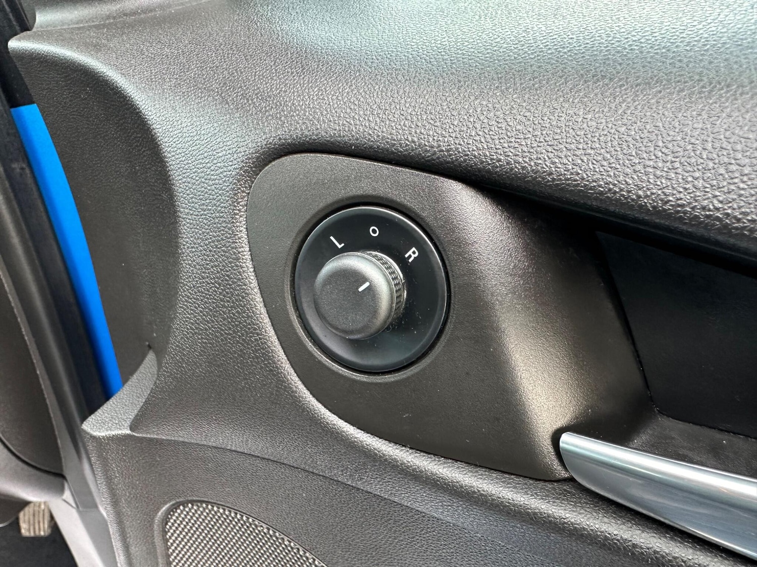 Used Vauxhall ADAM 2015 for sale - 78057939: Photo 17