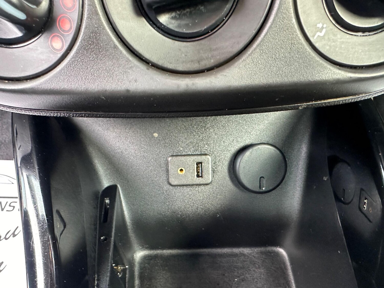 Used Vauxhall ADAM 2015 for sale - 78057939: Photo 18