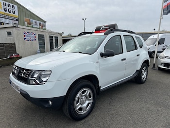Used Dacia Duster 2017 for sale - 77993630: Photo