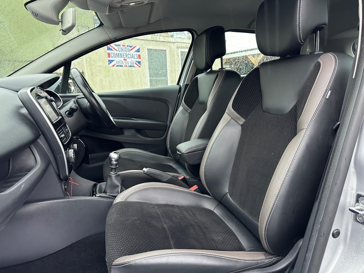 Used Renault Clio 2017 for sale - 77215530: Photo 29