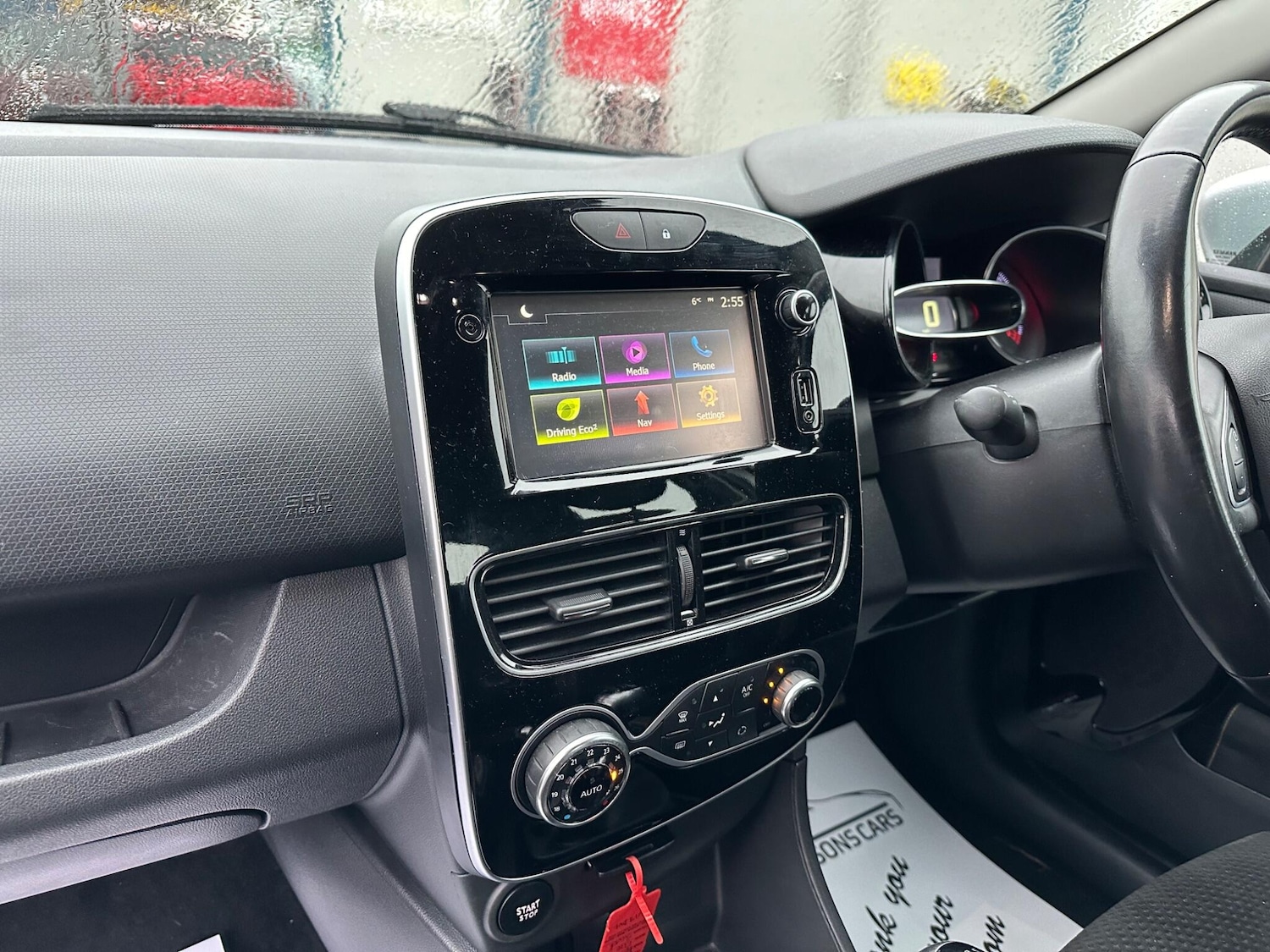 Used Renault Clio 2017 for sale - 77215530: Photo 30