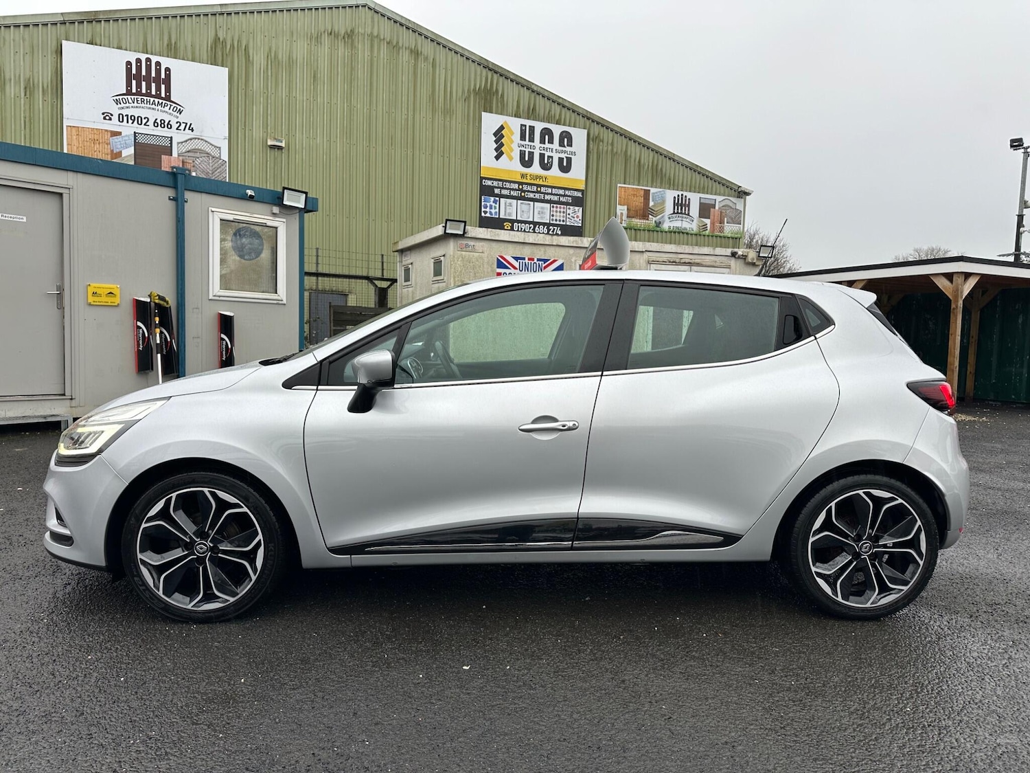 Used Renault Clio 2017 for sale - 77215530: Photo 5