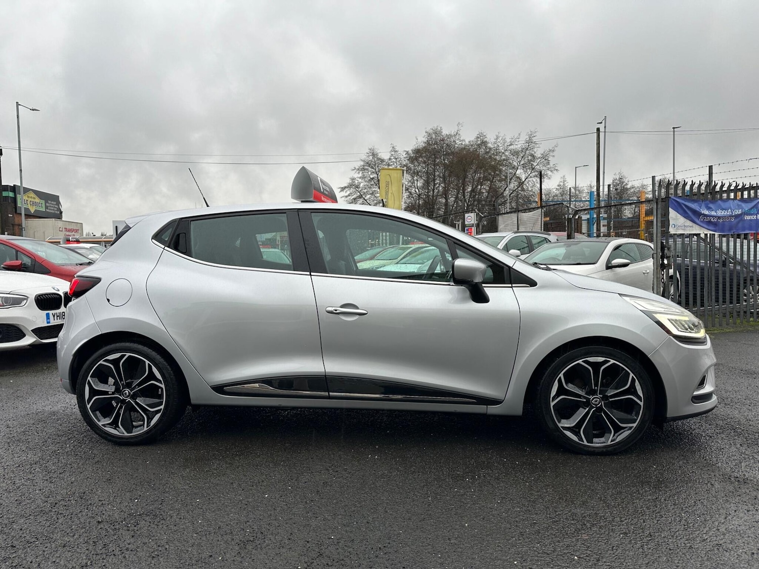Used Renault Clio 2017 for sale - 77215530: Photo 7