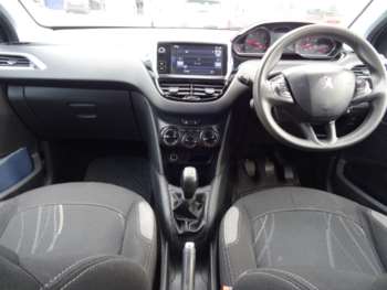 Used Peugeot 208 2015 for sale - 73945032: Photo