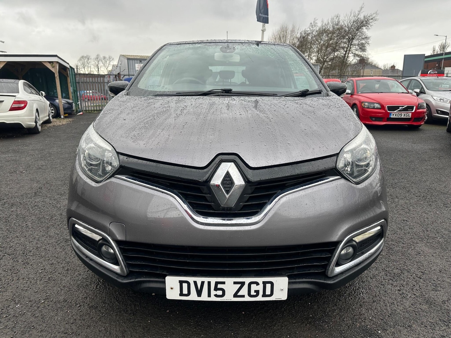 Used Renault Captur 2015 for sale - 78047458: Photo 2